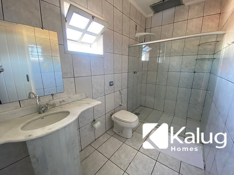 Guest House com 3 quartos em Condomínio na Praia dos Milioná