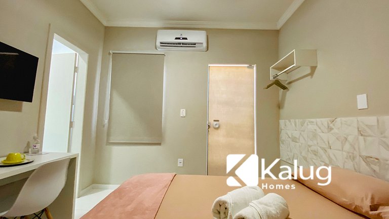 Suíte Casal com Ar e Smart Tv