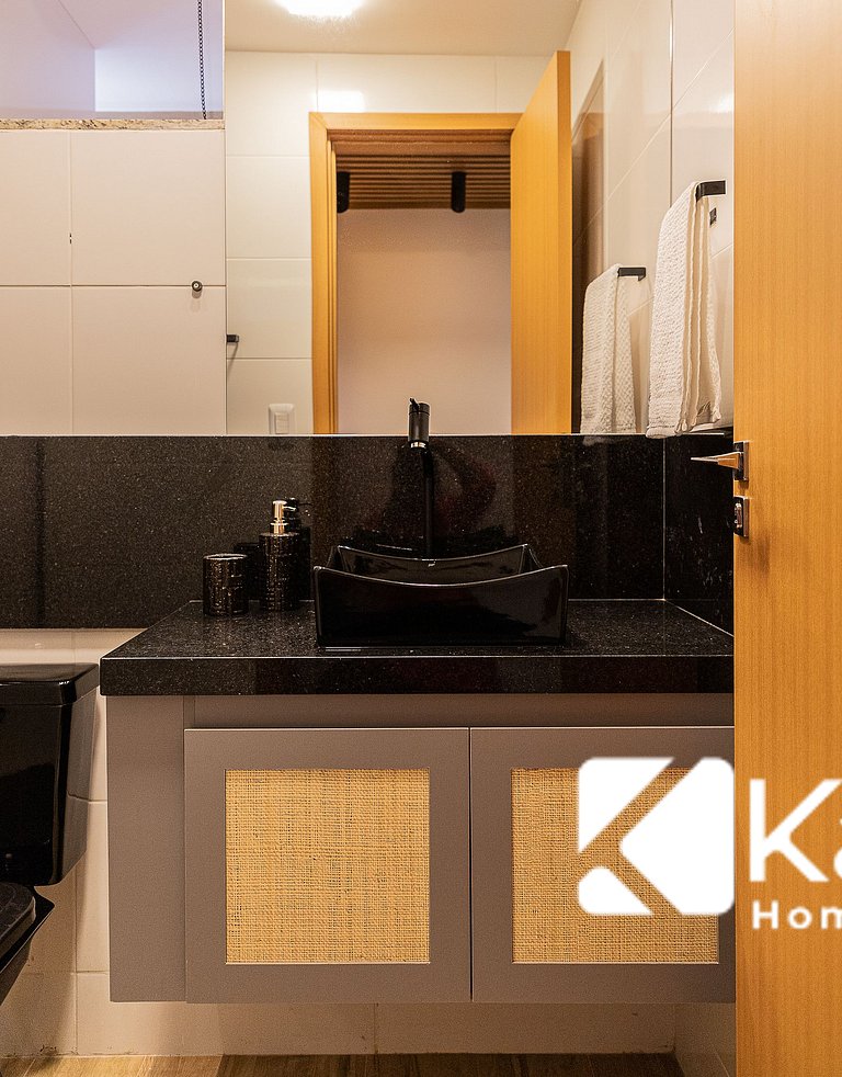 Sol, Mar, Piscina, Garagem e Conforto - Temporada Perfeita!