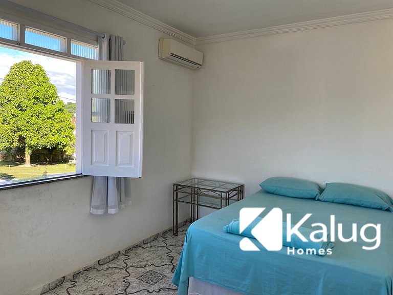Guest House com 3 quartos em Condomínio na Praia dos Milioná