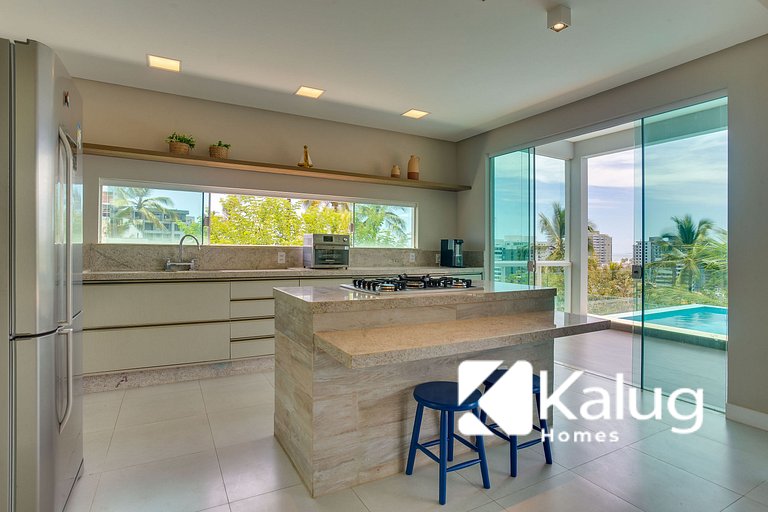 Family Friendly - Luxo, Piscina Privada e Vista para o Mar!