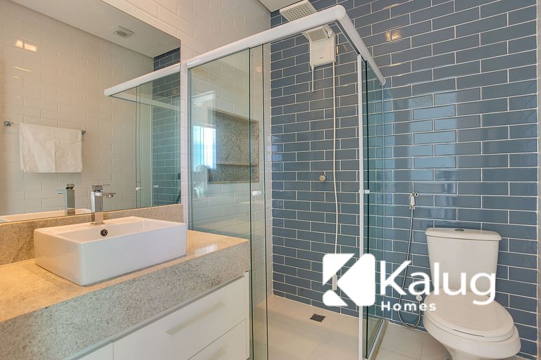 Alto Padrão | Piscina Privada + Vista Mar