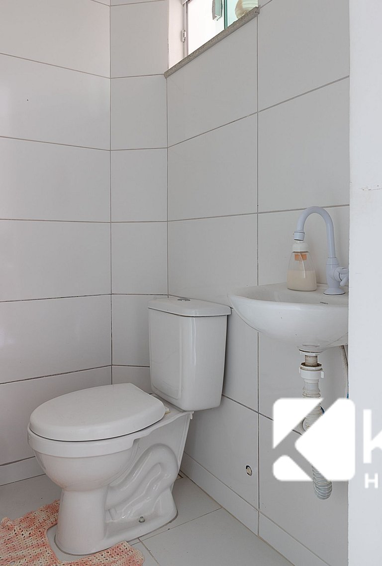 2 suítes e churrasqueira a 500m da Praia do Sul