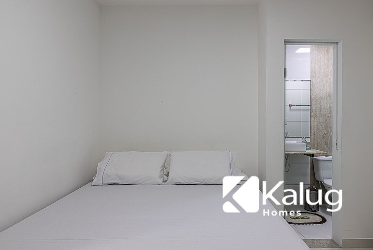 2 suítes e churrasqueira a 500m da Praia do Sul