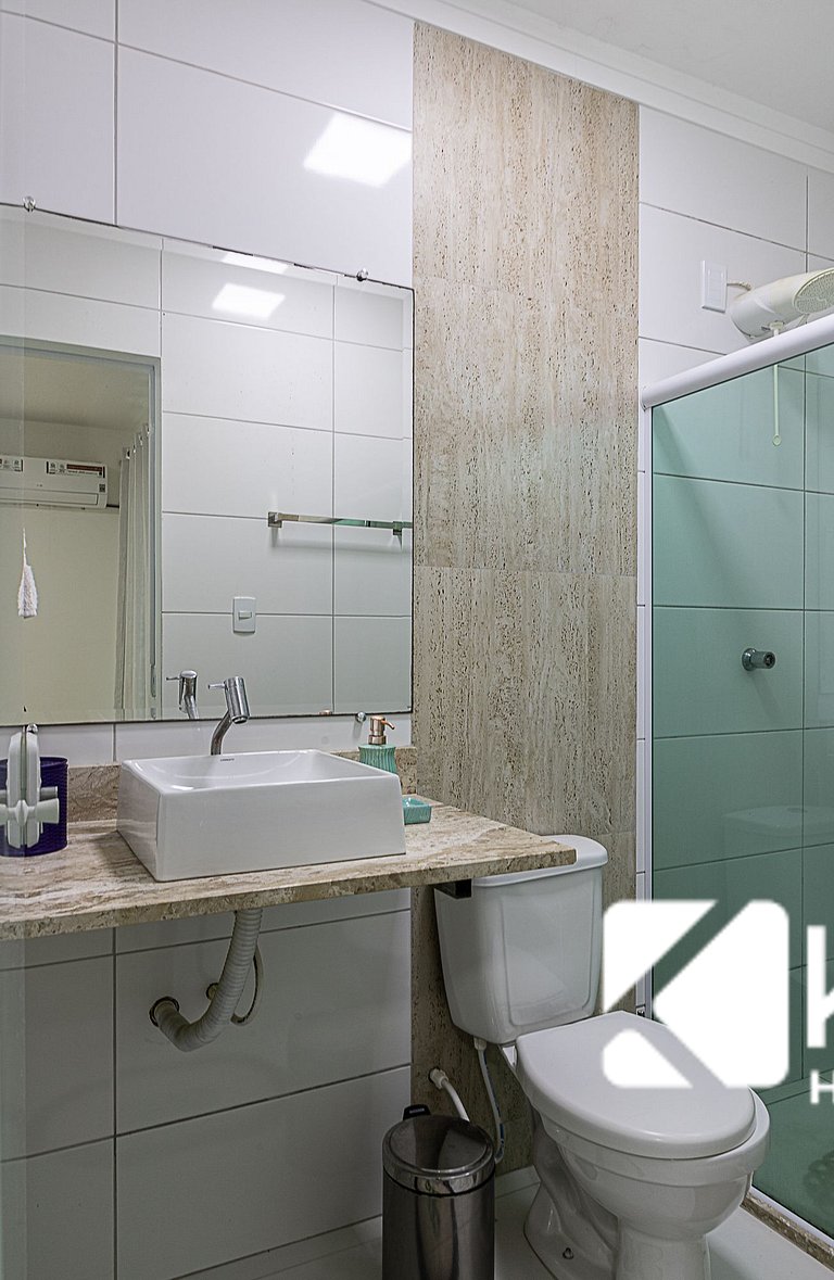 2 suítes e churrasqueira a 500m da Praia do Sul