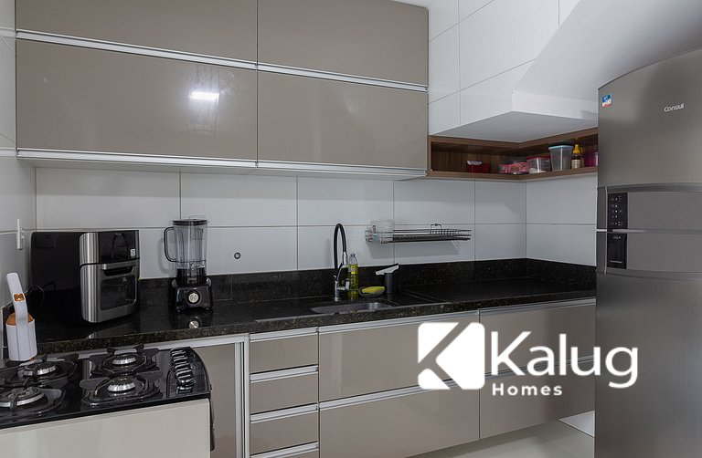 2 suítes e churrasqueira a 500m da Praia do Sul