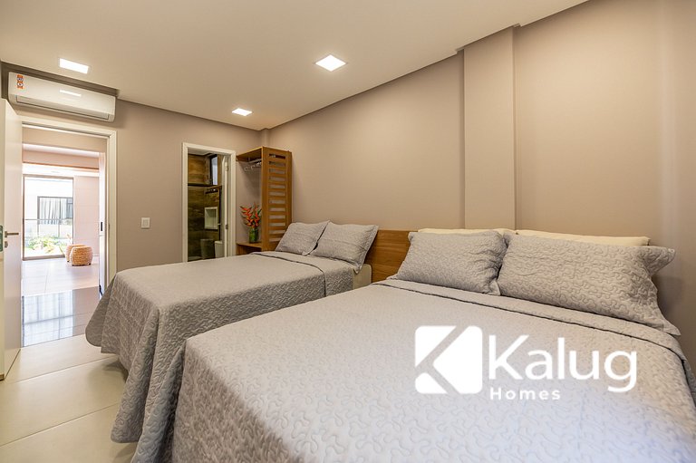 Luxo e Tranquilidade na Ponta do Mutá-Pé na areia