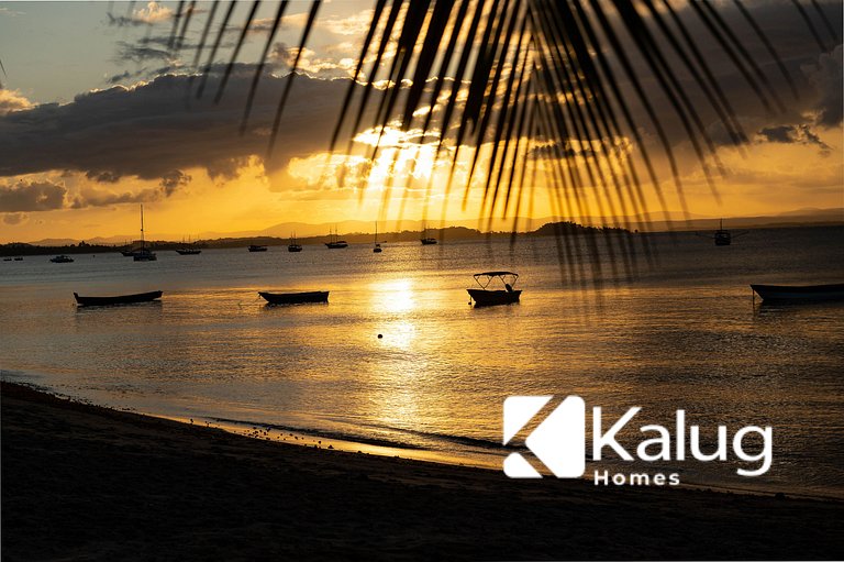 Luxo e Tranquilidade na Ponta do Mutá-Pé na areia